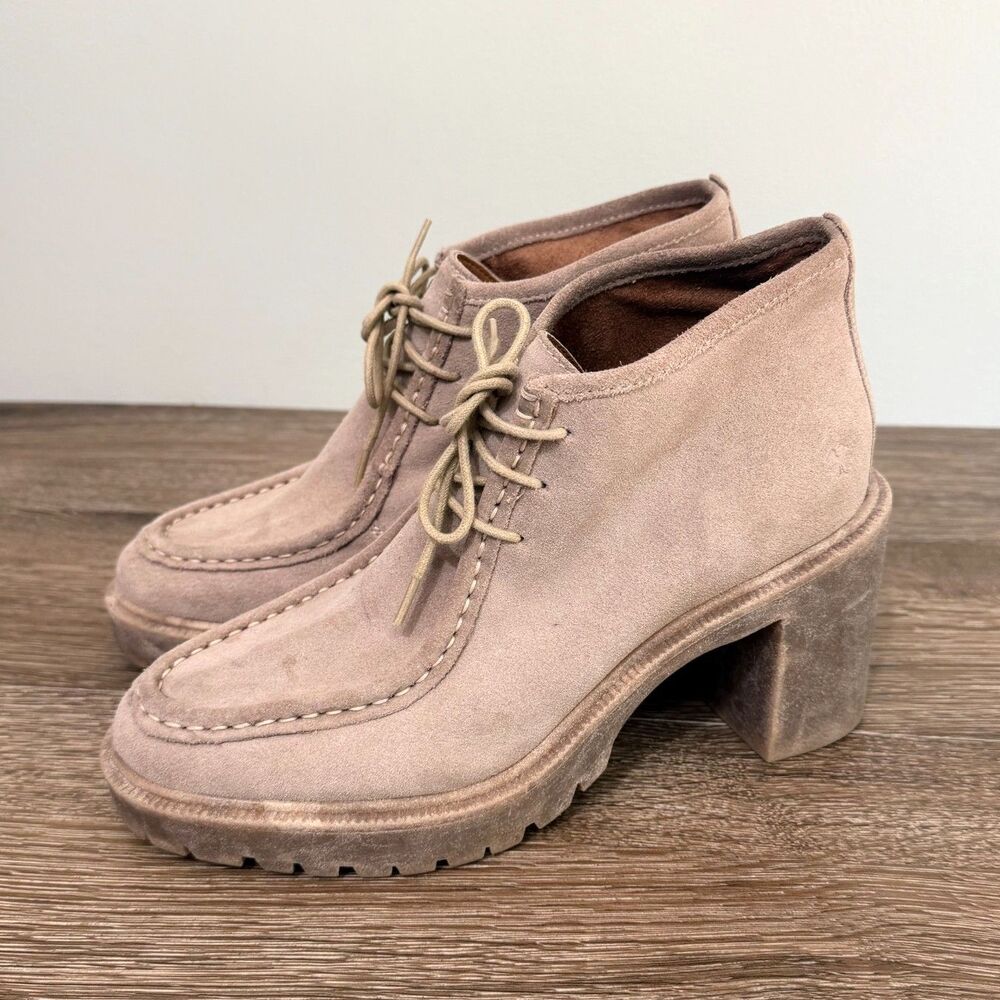 Lucky Brand Hollia Suede Ankle Boots Lug Heel Lace Up Taupe Women's 9M - Picture 2 of 12